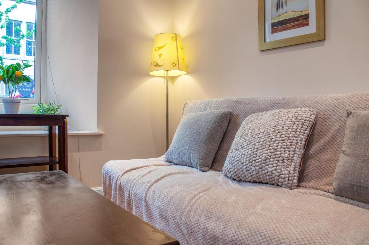 Appartement Stylish & Modern 2 Bedroom Ground Floor Close To Centre In Stunning Converted Church - Near Haymarket Train Station - Sleeps Up To 5 Guests
